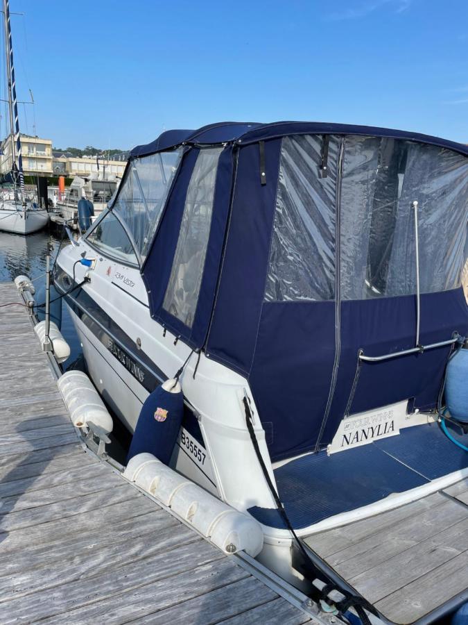 Отель Superbe Bateau « Le Nanylia » Булонь-сюр-Мер Экстерьер фото